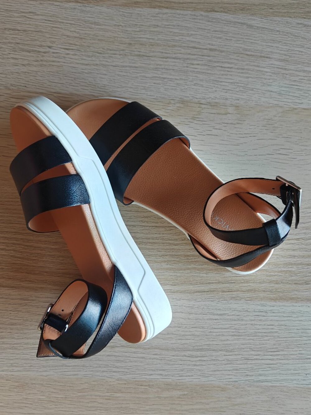 LISA VICKY SPIRIT PLATFORM ANKLE STRAP SANDAL (7M) - Picture 4 of 9